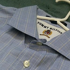 Tommy Hilfiger Button Up Shirt(Great Condition)
